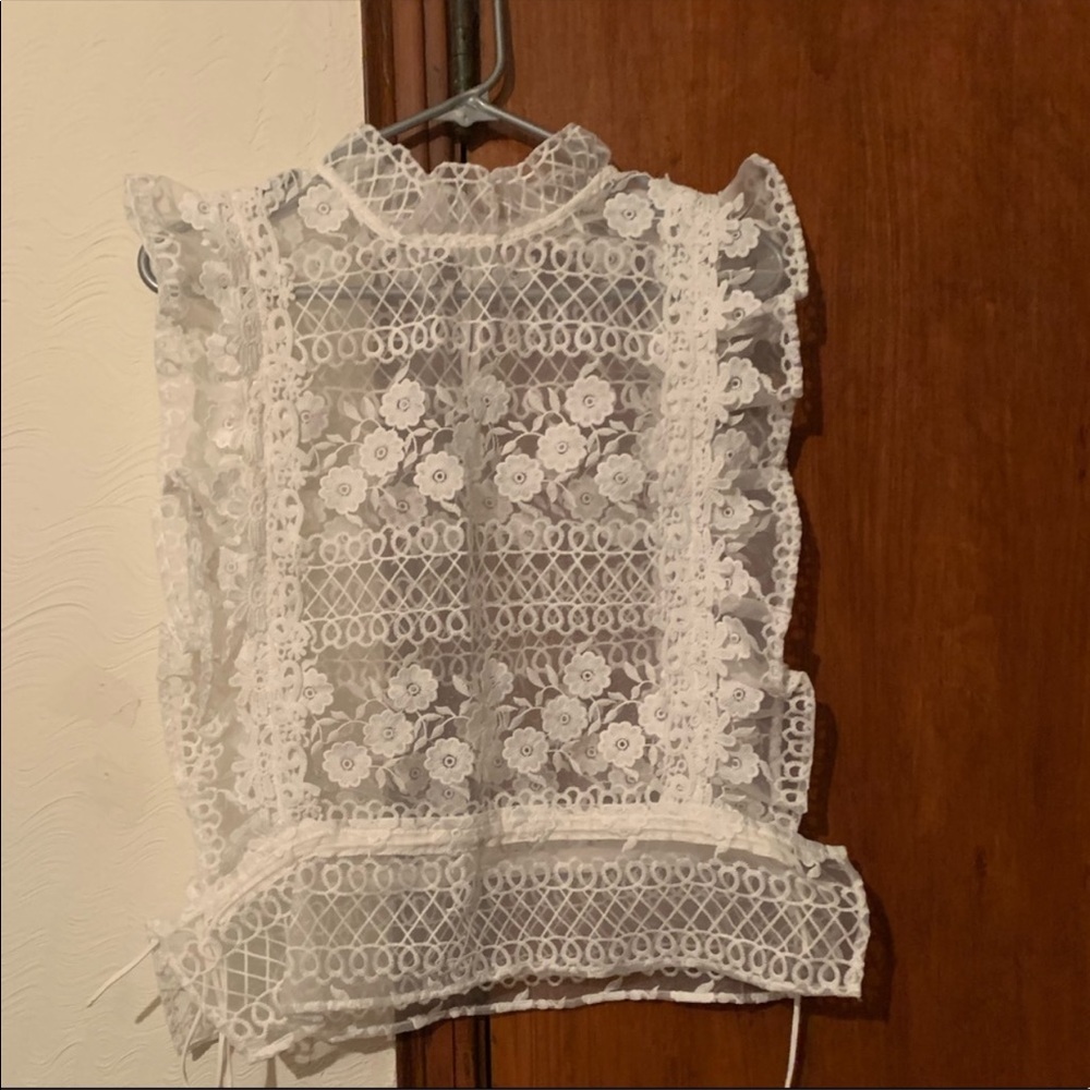 Lace poncho style top NWOT